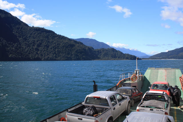 Cruzando el Lago Tagua Tagua